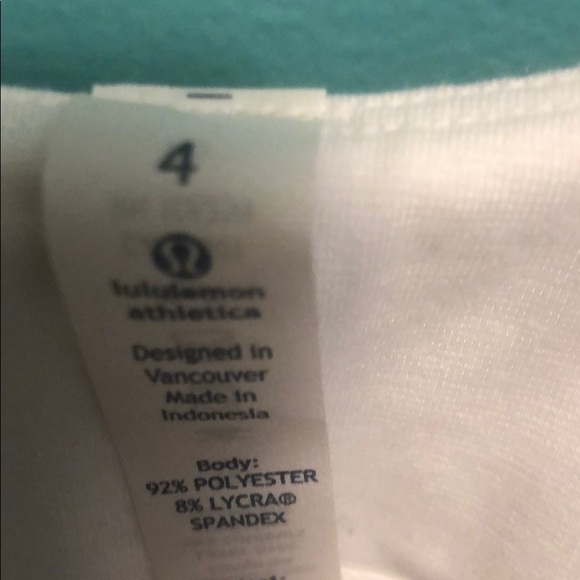 Lululemon Amala Purple Print Tank Top, Size 4 NEW - Picture 3 of 6